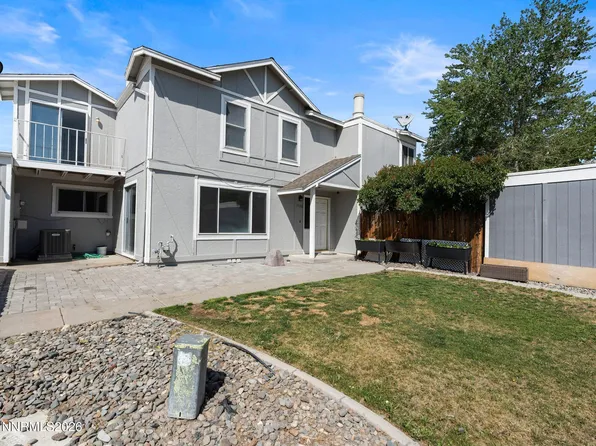 7598 Cumberland Cir, Reno, NV 89511