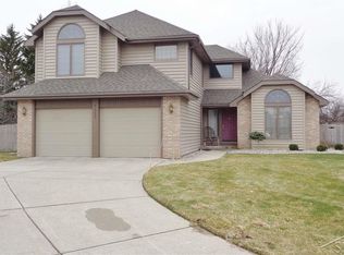 4545 Still Meadow Dr, Saginaw, MI 48603