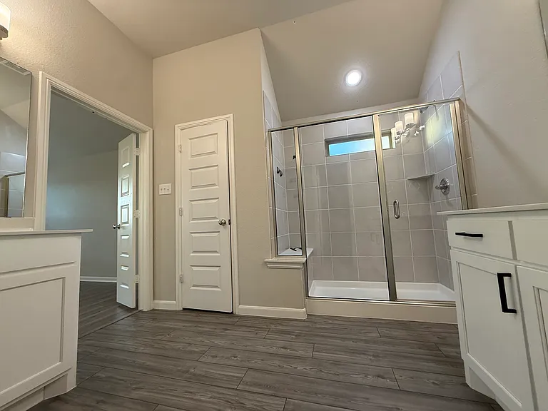 5431 Big Thicket Ln — Photo 13