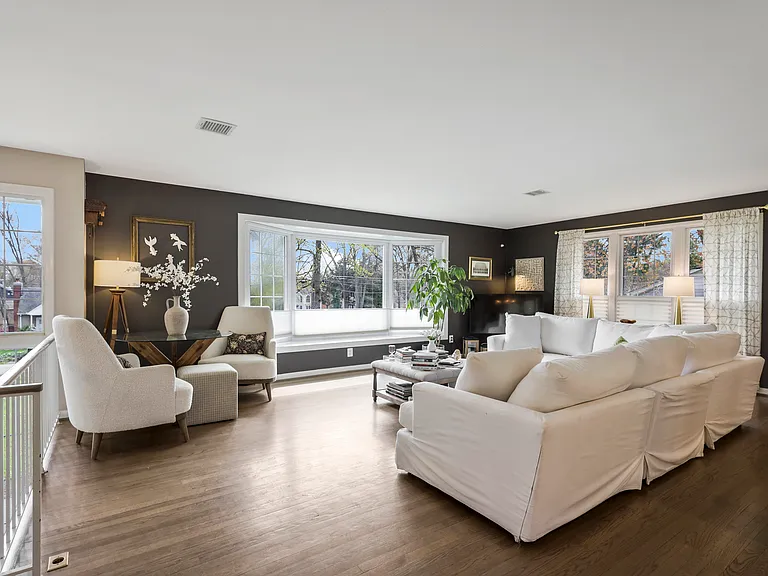 3113 Woodland Ln — Photo 4