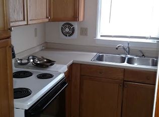 15 Brickyard Rd APT A, Farmington, CT 06032