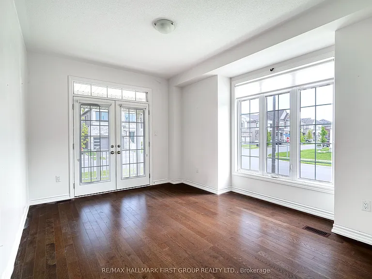86 Maskell Cres — Photo 10
