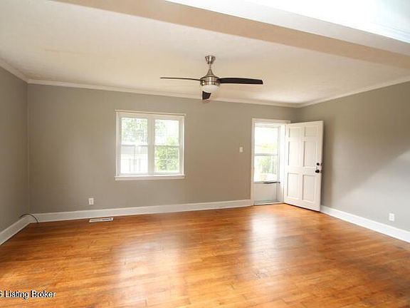4th image of 449 Mooreland Ave