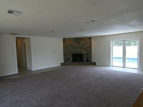 3rd image of 312 Carmela Cir