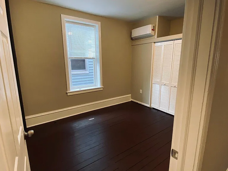 348 S Market St #1 — Photo 7