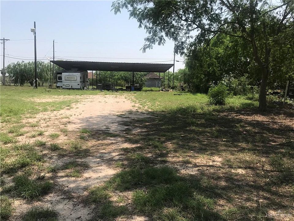 2nd image of 17214 Sabal Palm Dr