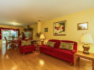 101 Biltmore Cir, Huntington Station, NY 11746