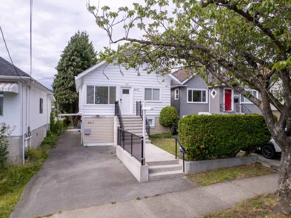 2617 Turner St, Vancouver, BC V5K 2G1
