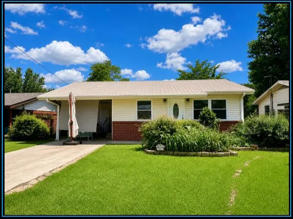 1055 Eastview Dr, Grenada, MS 38901