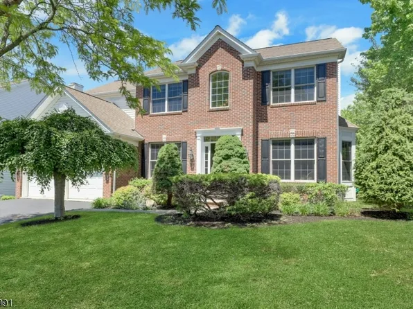 81 Lafayette Cir #81, Totowa Boro, NJ 07512