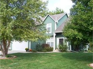 422 N Singletree St, Olathe, KS 66061
