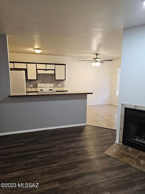 2 bedroom Condo,$1145.00 — Photo 4