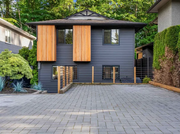 1430 Draycott Rd, North Vancouver, BC V7J 1W2