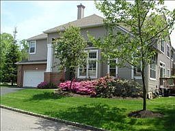 1st image of 20 Meeker Ct