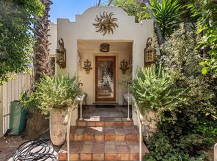 9060 Harland Ave, West Hollywood, CA 90069