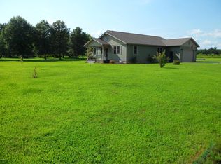 11733 Van Horn Rd, Benton, IL 62812