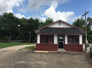 2103 N Richmond Rd, Wharton, TX 77488