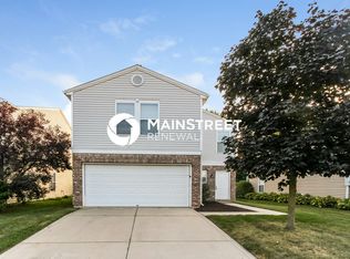 1766 Blue Grass Pkwy, Greenwood, IN 46143