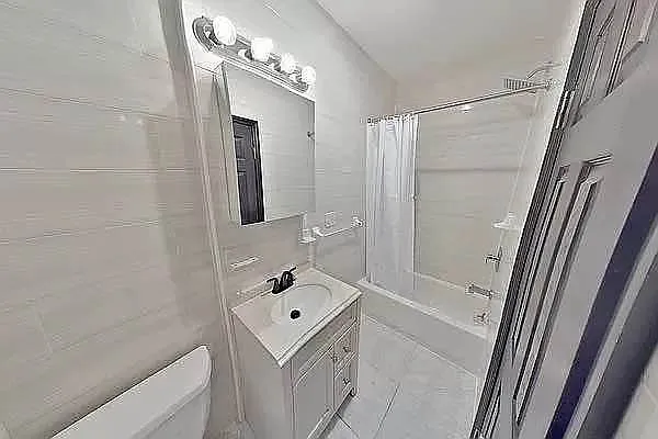 Rented by Oxford Property Group | media 16