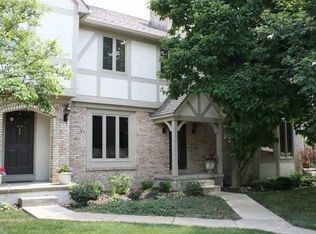 162 Corbins Mill Dr, Dublin, OH 43017