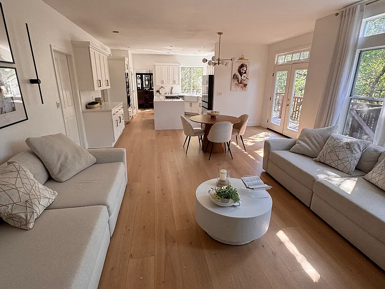 Albert Cir — Photo 11