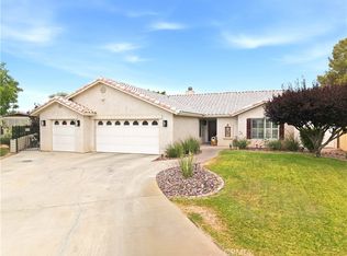 26448 Gem Ct, Helendale, CA 92342
