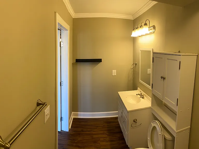 1435 Fernwood Glendale Rd #A — Photo 8