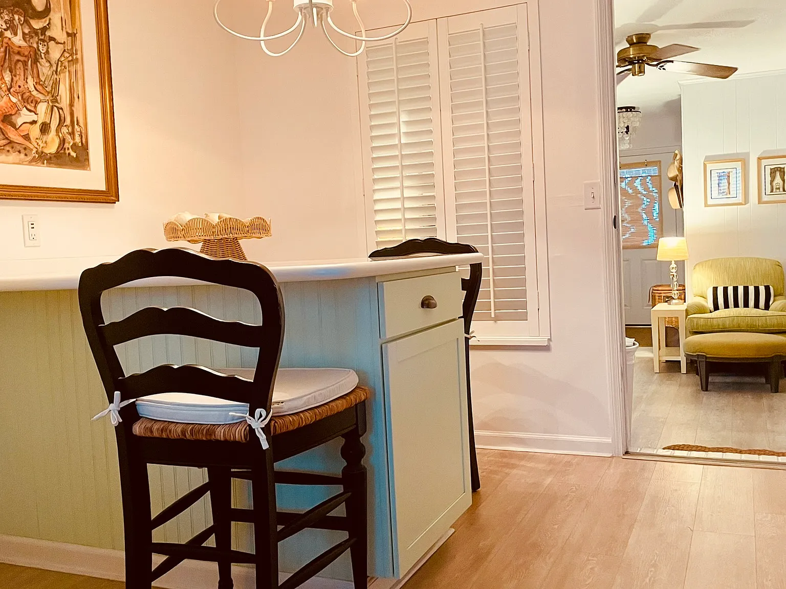 3 bed, 1100 sqft, $1,250 — Photo 3