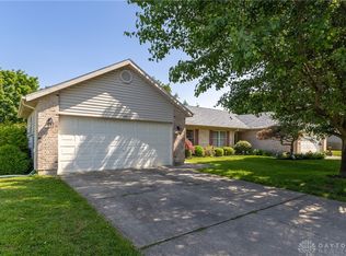 125 Warner Dr, Englewood, OH