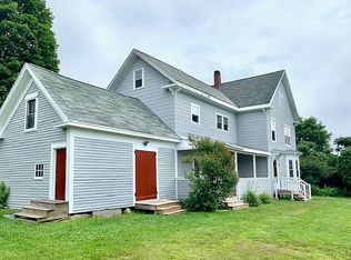 19 Goodall Rd, Gorham, ME 04038