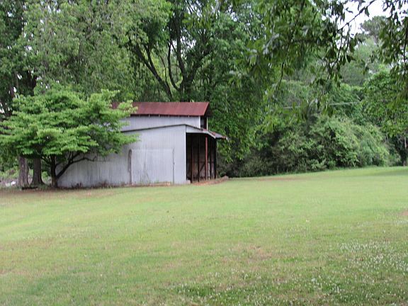 4th image of 208 County Road 1040