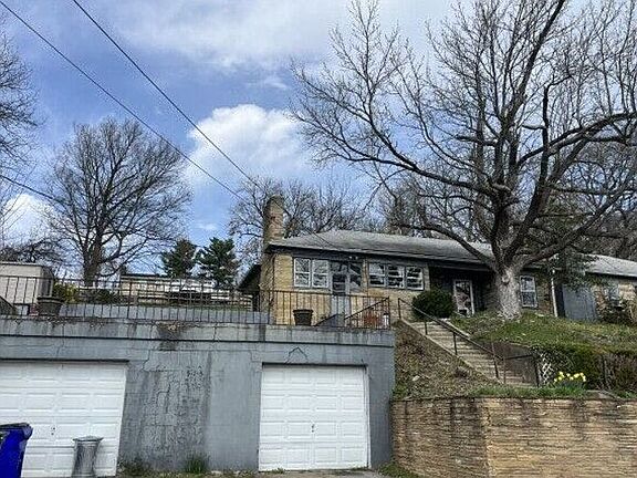 2nd image of 515 W B St