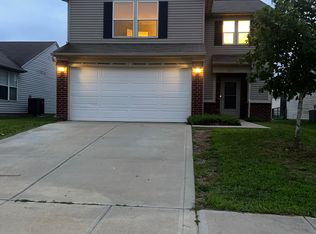 1511 Egret Ln, Greenwood, IN 46143