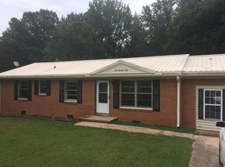 140 Lealand Ln, Jackson, TN 38305