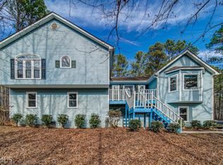 645 Driftwood Dr, Woodstock, GA 30189