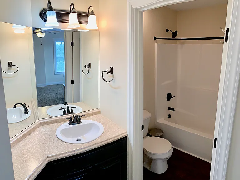 303 Treyson Ln — Photo 6