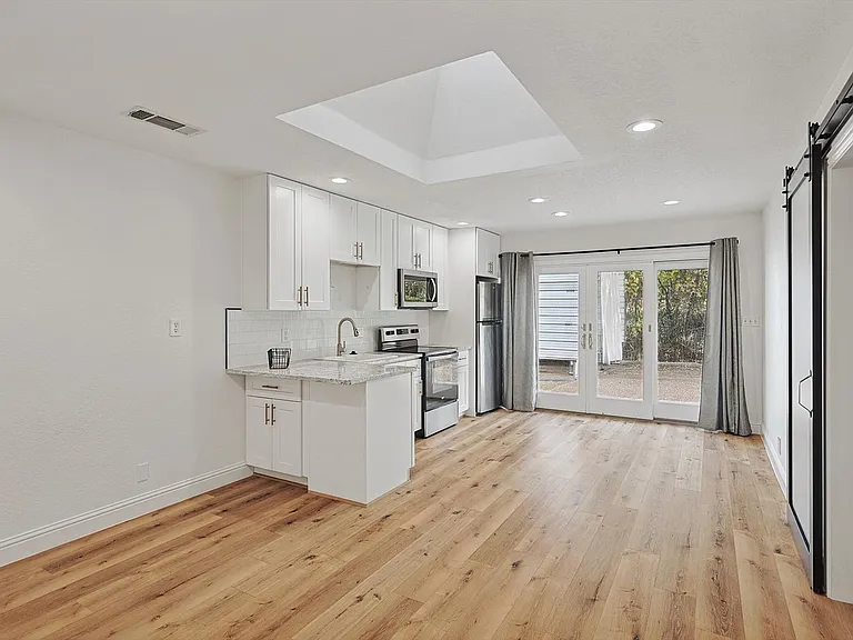 26 Horseshoe Dr — Photo 5