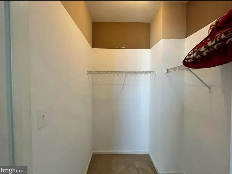 7210 Darby Downs #R — Photo 12