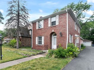 374 Audubon Rd, Riverside, IL 60546