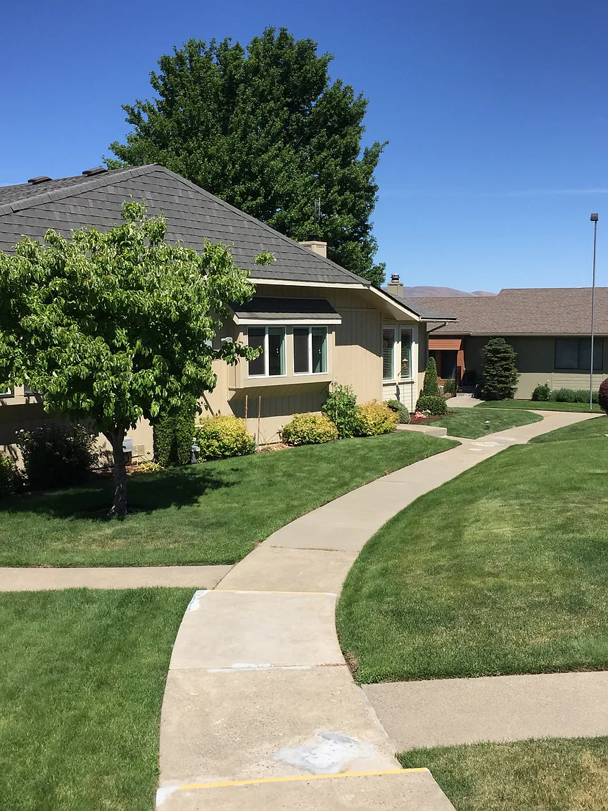 3006 Redwood Way #24 photo 1