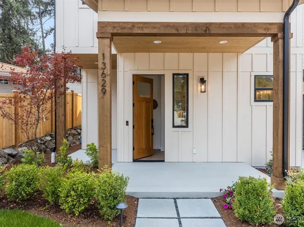 13629 103rd Avenue NE, Kirkland, WA 98034