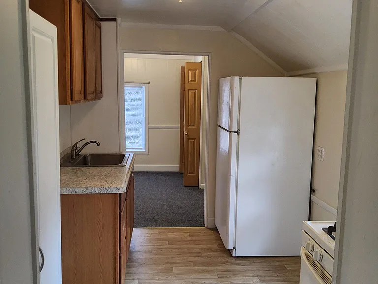 558 W Hopocan Ave #2 — Photo 6