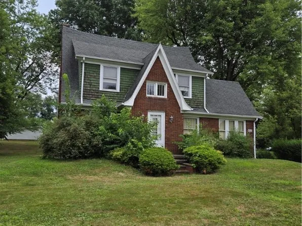 4502 Union Ave NE, Homeworth, OH 44634