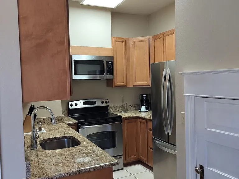 CH-Mapleton Terrace — Photo 15