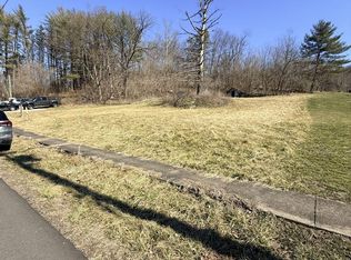 318 College Ave, Rutland, OH 45775