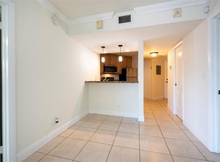 10401 W Broward Blvd APT 308, Plantation, FL 33324
