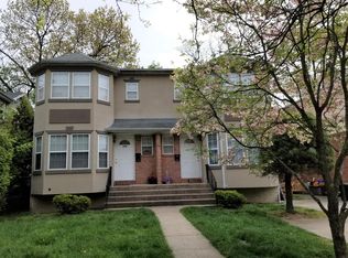 54 Inwood Rd #B, Port Washington, NY 11050