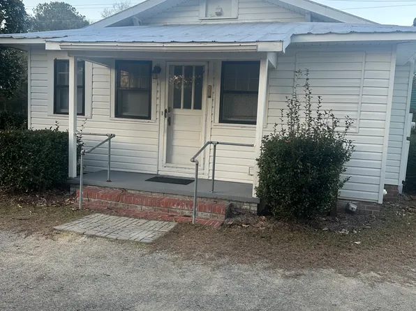 238 E Church St, Leesville, SC 29070