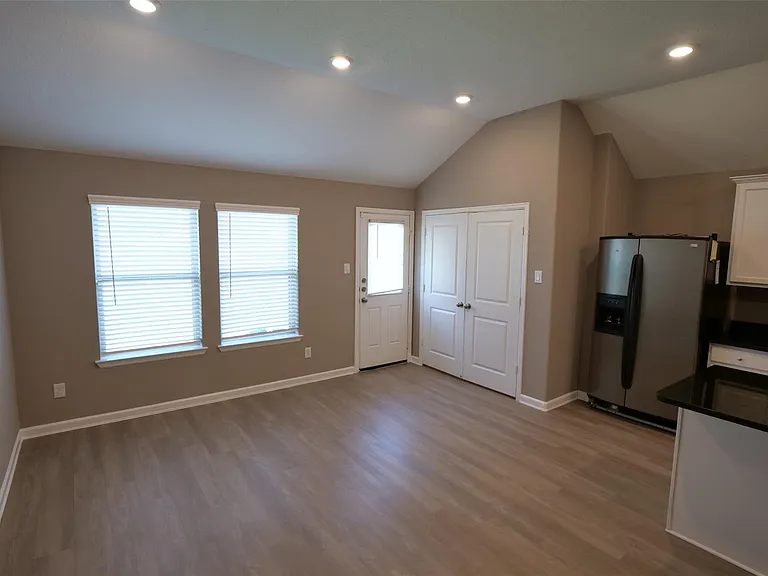 7211 Songlark Lndg — Photo 10
