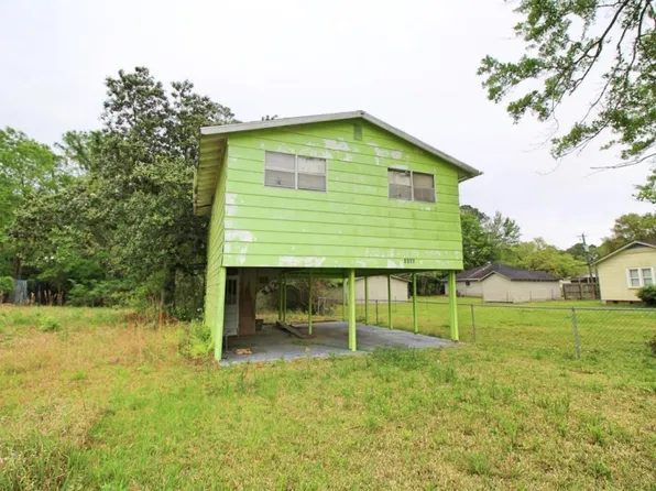 4606 Earl Blvd, Moss Point, MS 39563